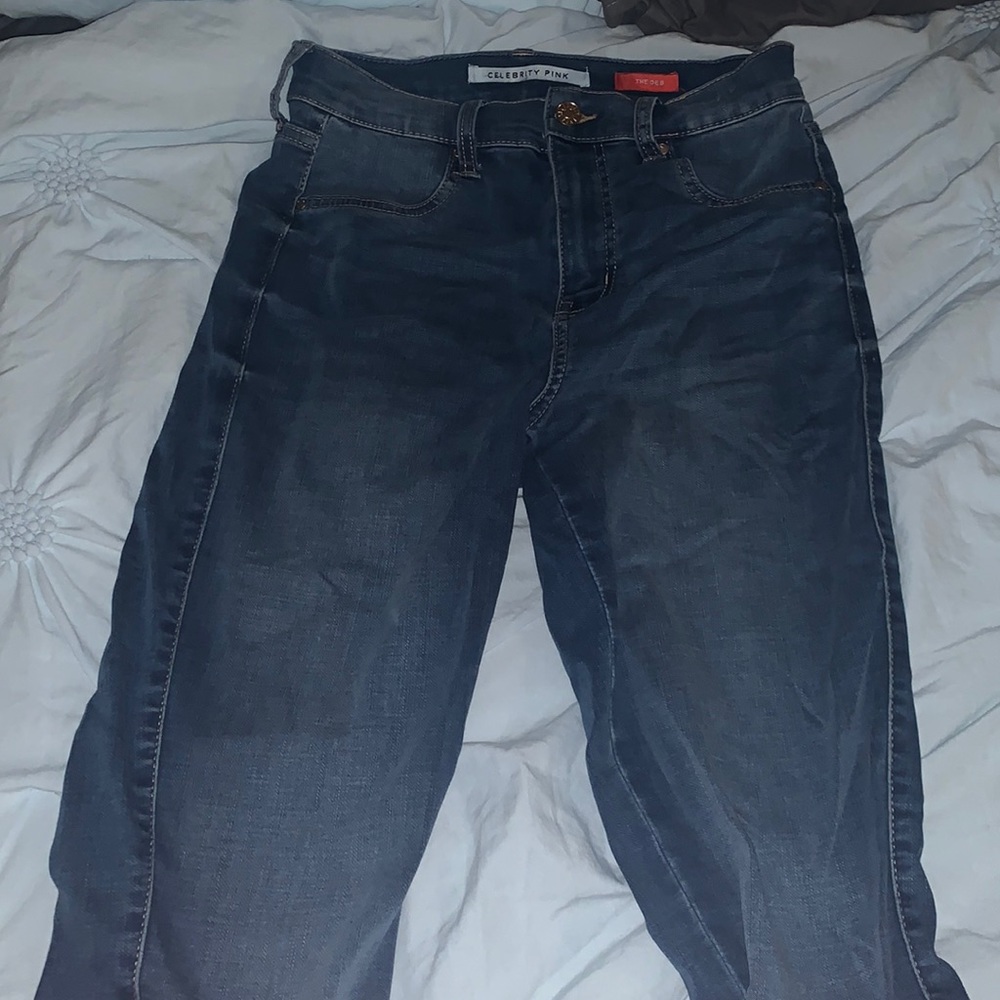 blue skinny jeans